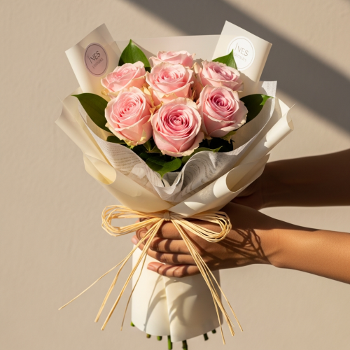 Six Baby Pink Roses in Square Display Bouquet - Image 6