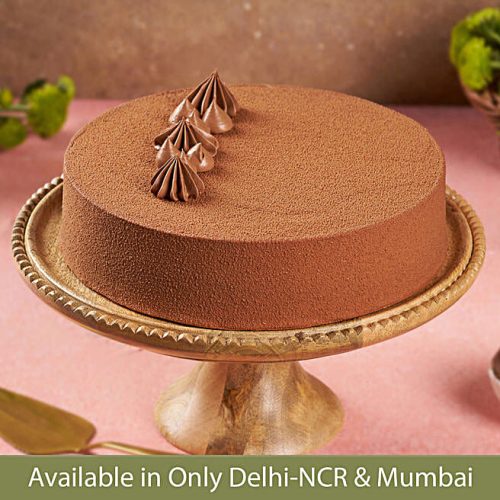 Cosmopolitan Chocolate Gateau Cake