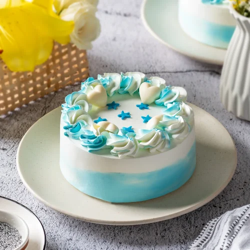 Vanilla Dream Round Cake - Image 3