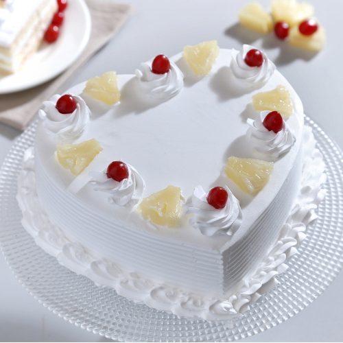 Dreamy Zesty Pineapple Heart Cream Cake - Image 2