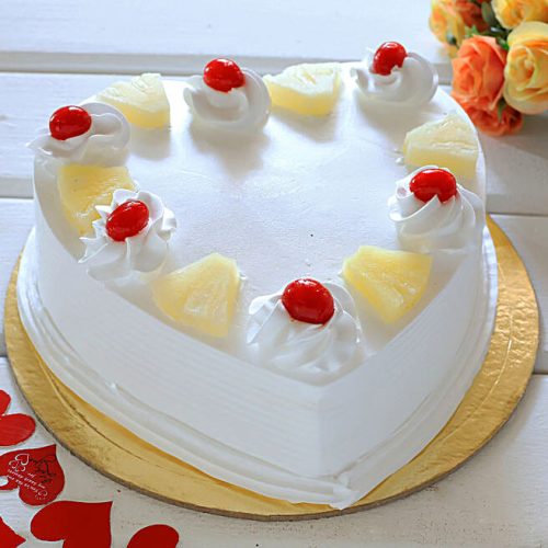 Dreamy Zesty Pineapple Heart Cream Cake
