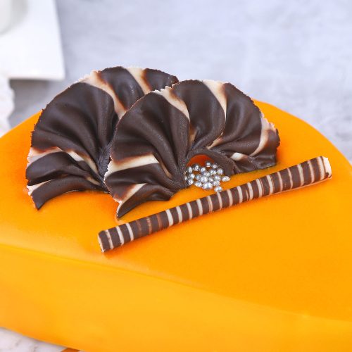 Ethereal Vanilla Half Cake - Image 3