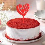 Red Heart Cream Cake